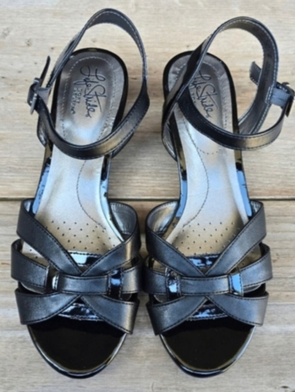 Life Stride Yvette Classic Feminine Minimalist Wedge Comfort Sandals 9M